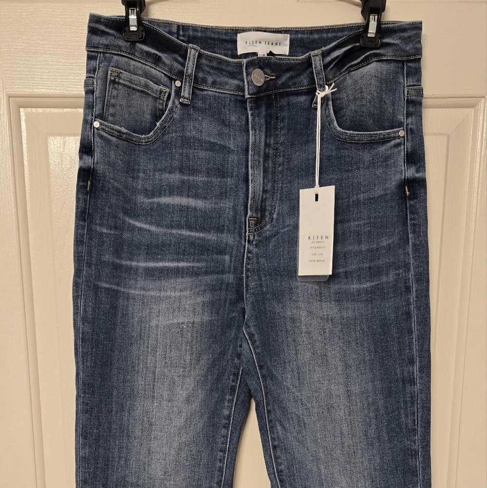 Risen Jeans